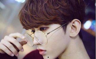 娱乐吃瓜鸭蔡徐坤,娱乐吃瓜界的“鸭王”崛起之路